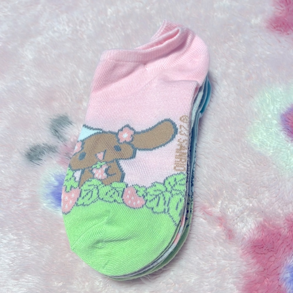 Sanrio Cinnamoroll Socks - Picture 3 of 7